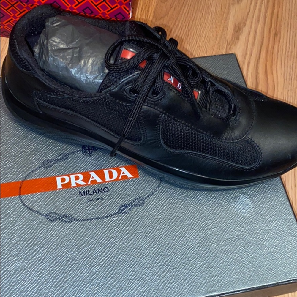 Prada Sneakers (unisex)